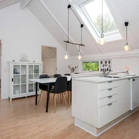 Vakantiehuis Holiday Xi